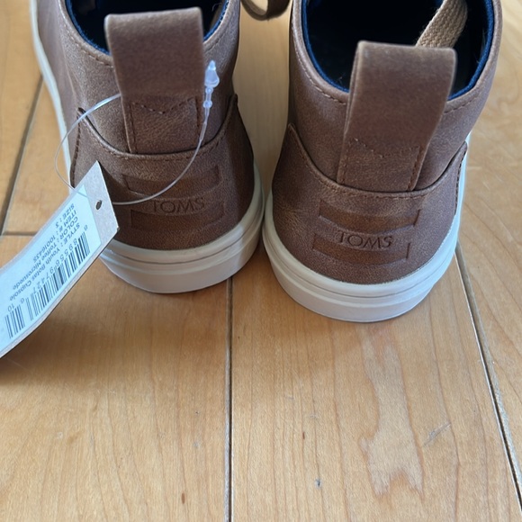 NWT nib Toms brown shoes boots boys size 3 botas cupsole - Picture 6 of 8